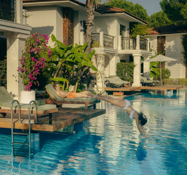 Theadvantagelongstay Detaybanner2 608X570