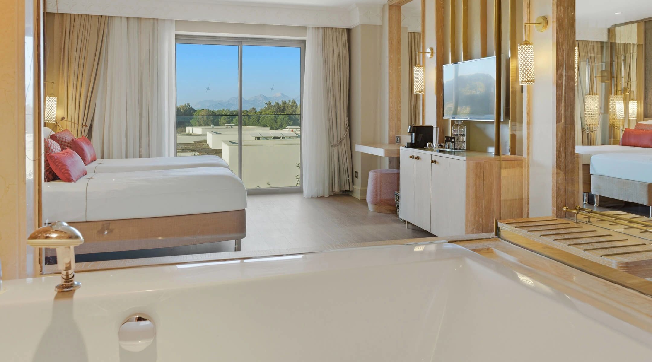 Ela Hotels Konaklama Family Suite Banner D 1