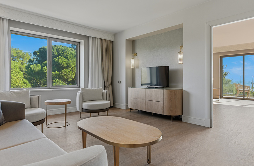 Ela Excellence Resort Belek Konaklama Deluxe Suite Card Desktop 2