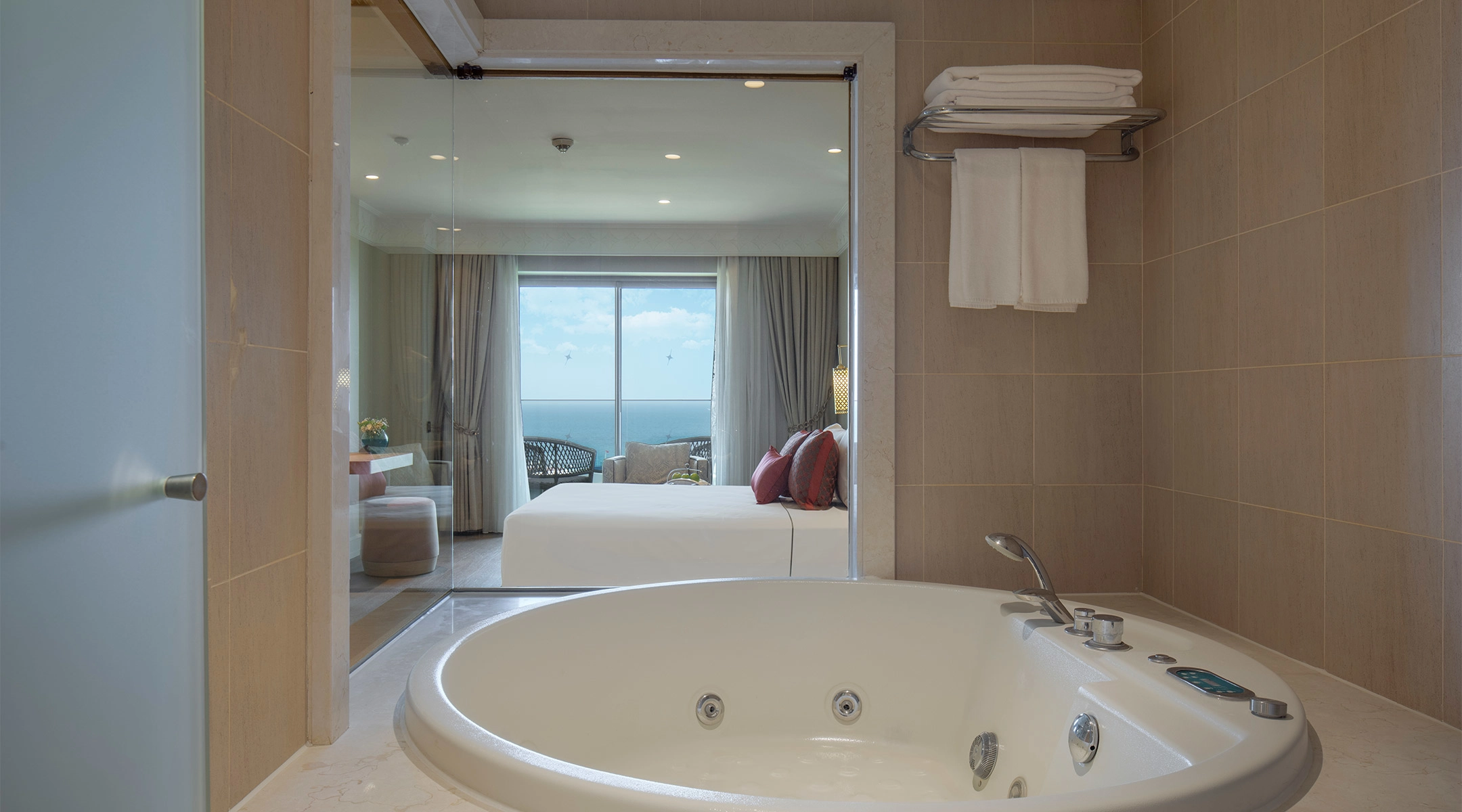 Superior Sea View With Jacuzzi Banner D 3