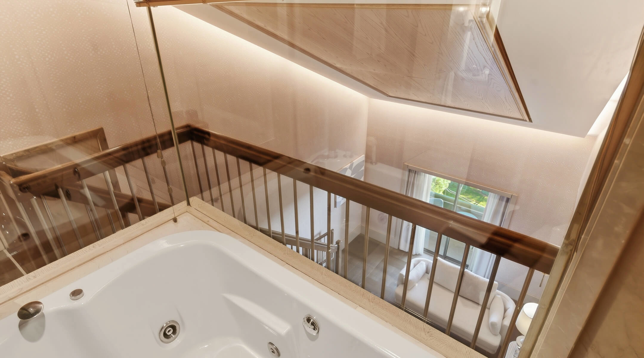 Ela Hotels Konaklama Premier Roof Top Suite Banner D 4