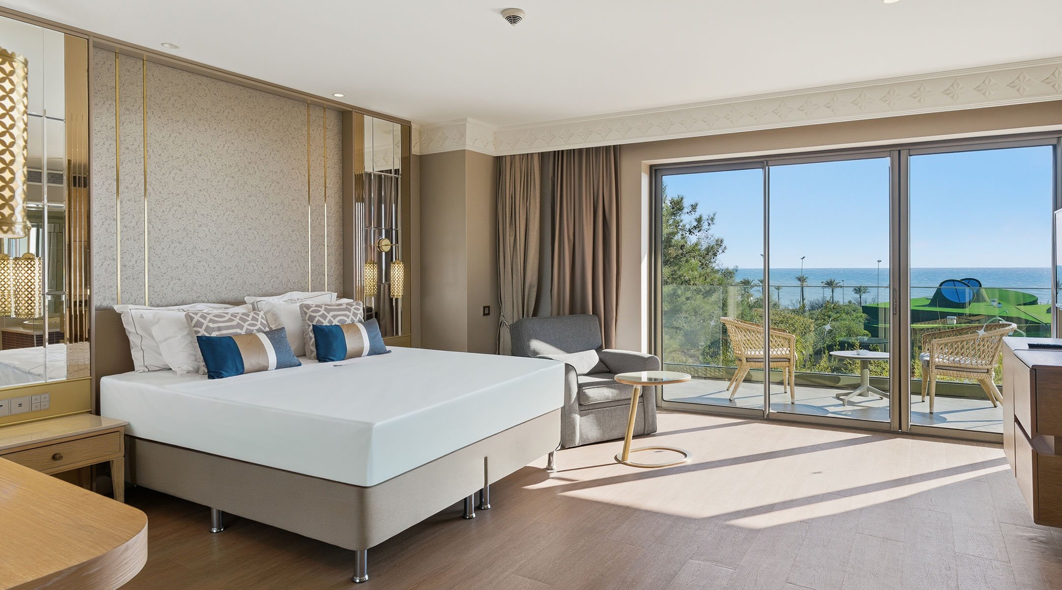 Ela Excellence Resort Belek Konaklama Deluxe Suite Gallery 1 Dd