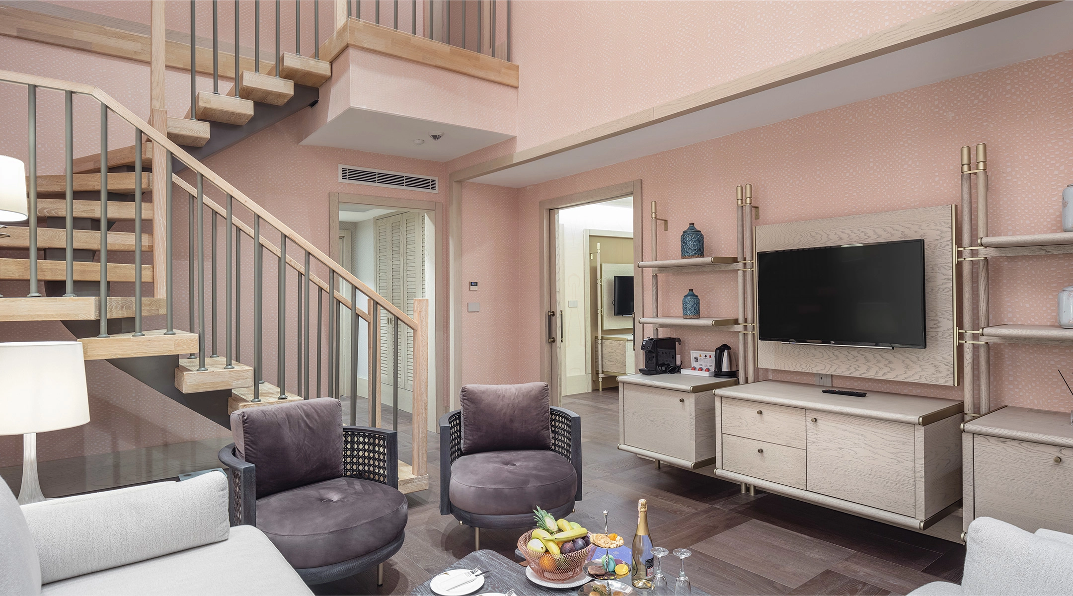 Ela Excellence Presidential Suit Banner D 3