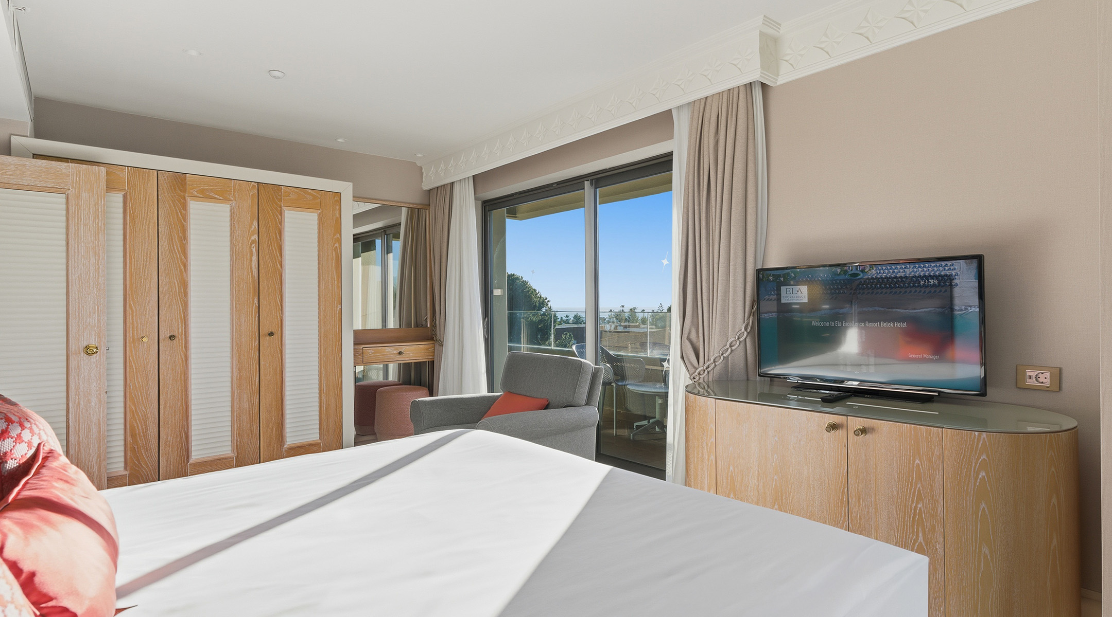Ela Excellence Resort Belek Rooms Family Suit Galeri D 1