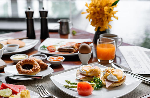 Breakfast M