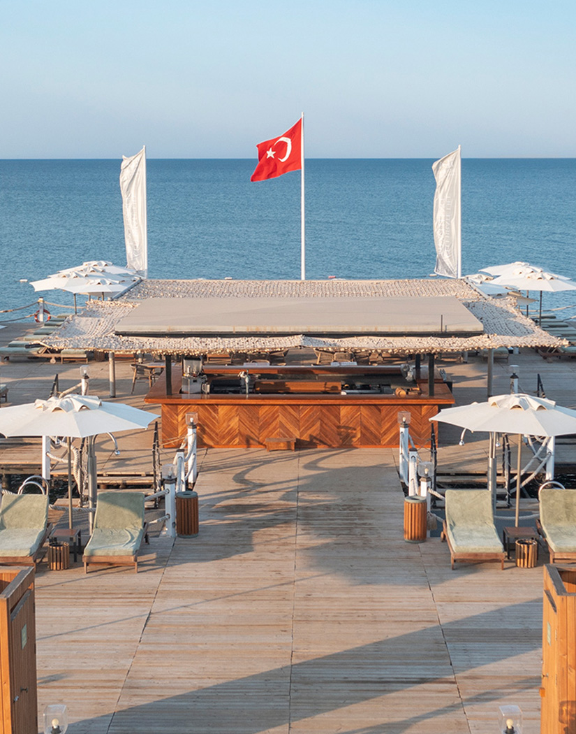 /media/ylzfypia/ela-hotels-pierbar-2detail.jpg
